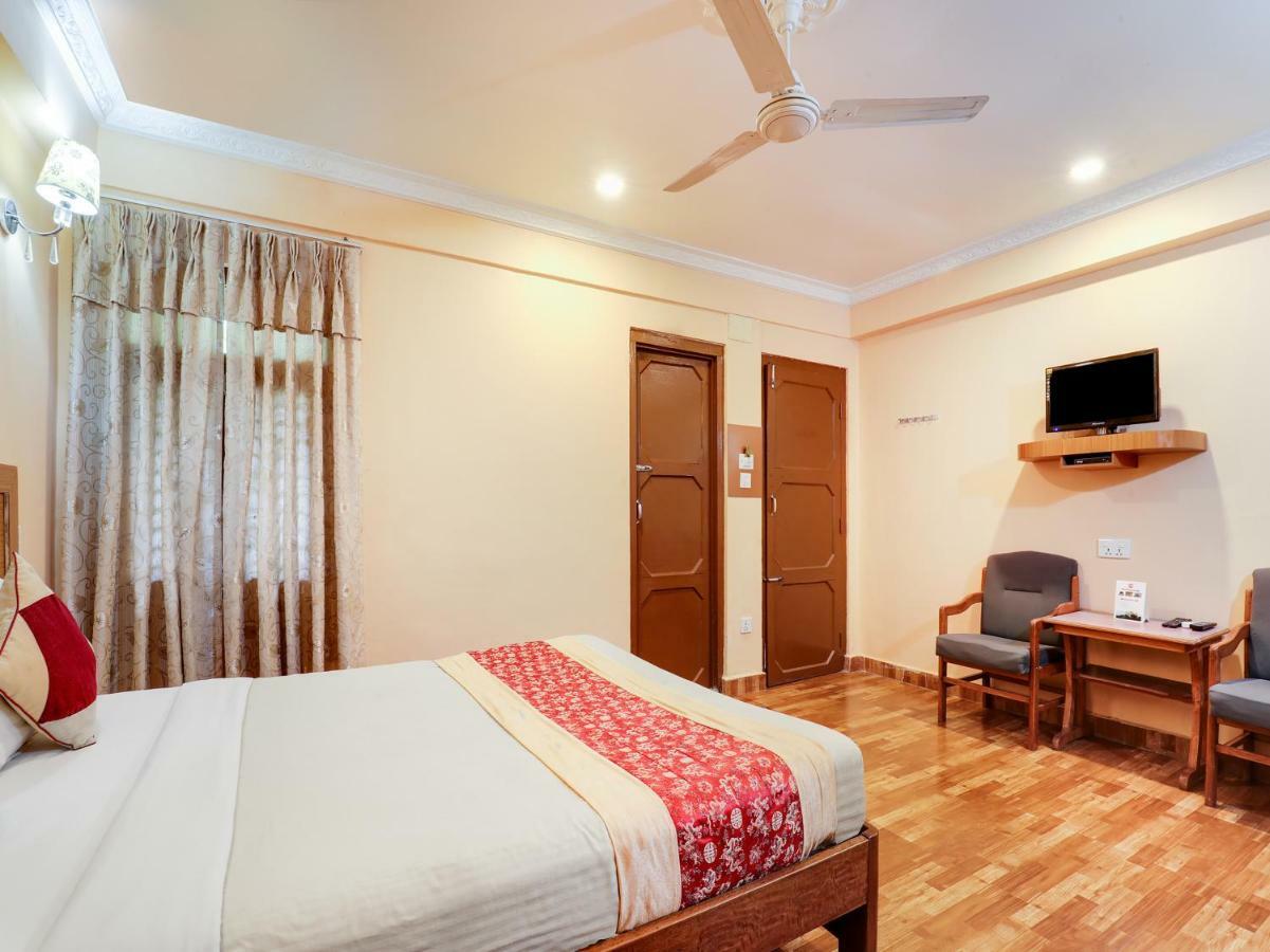 Hotel Wildlife Camp Sauraha Dış mekan fotoğraf