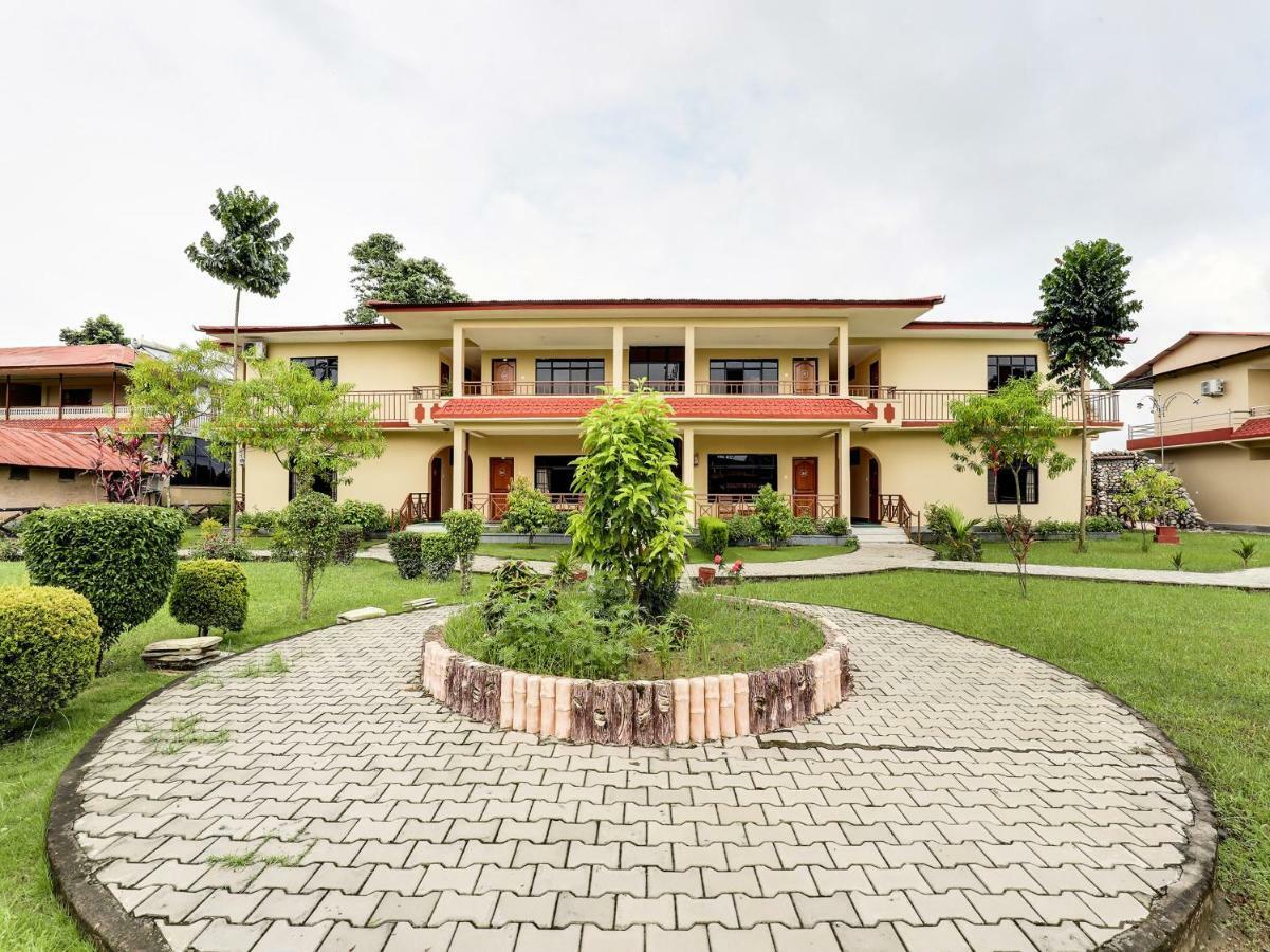Hotel Wildlife Camp Sauraha Dış mekan fotoğraf