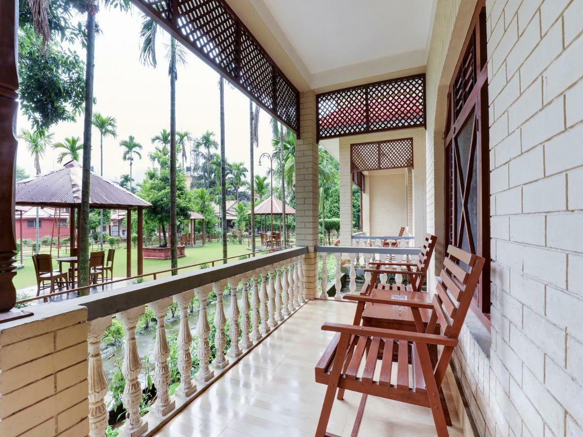 Hotel Wildlife Camp Sauraha Dış mekan fotoğraf