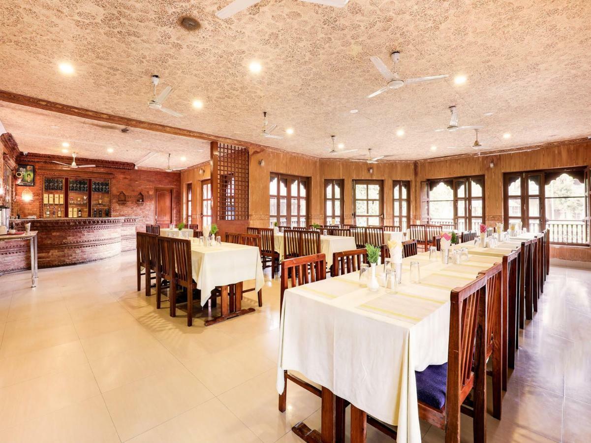Hotel Wildlife Camp Sauraha Dış mekan fotoğraf