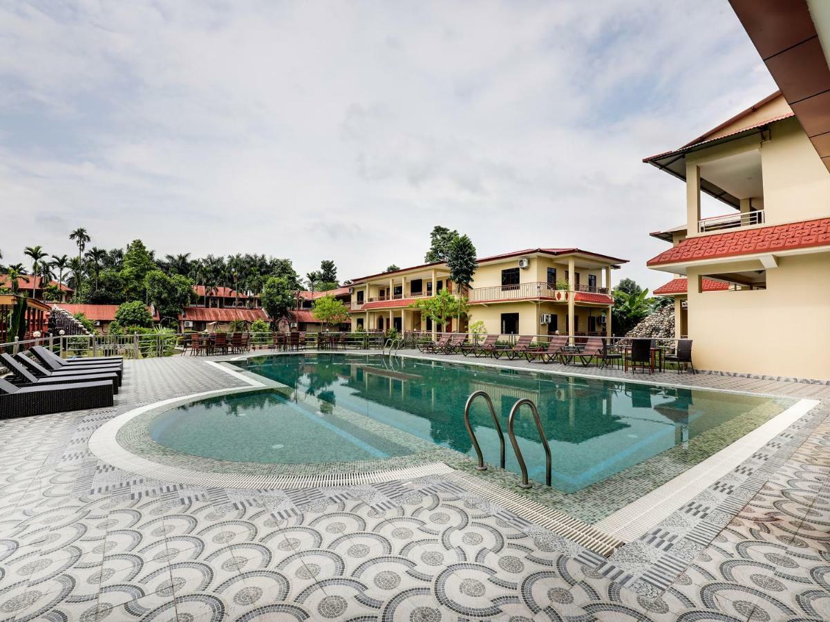 Hotel Wildlife Camp Sauraha Dış mekan fotoğraf