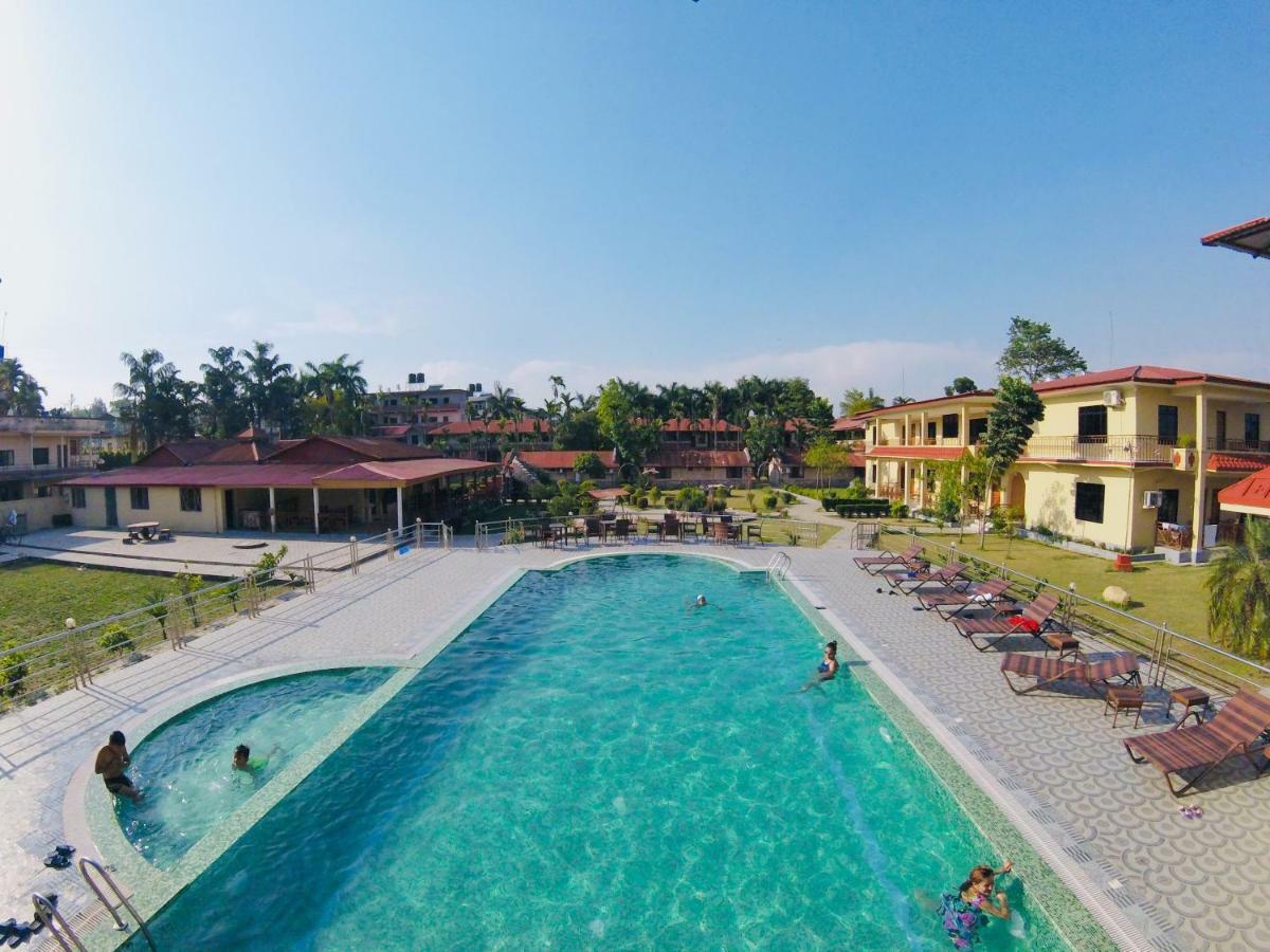 Hotel Wildlife Camp Sauraha Dış mekan fotoğraf