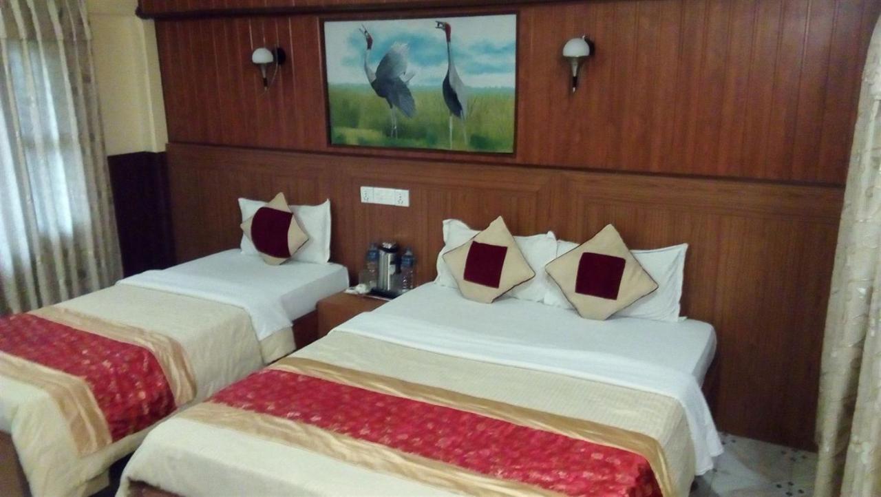 Hotel Wildlife Camp Sauraha Dış mekan fotoğraf